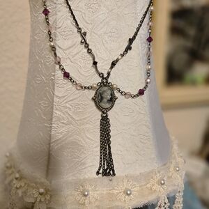 1926 Elegant Black and Purple Cameo Necklace